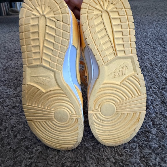 Nike Dunk Low - neon yellow - never worn w/o box. Size 7M - Picture 2 of 4